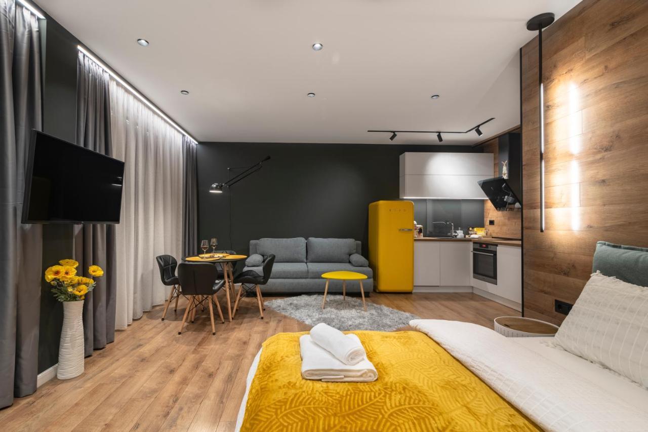 Enjoy Studio Варна Экстерьер фото