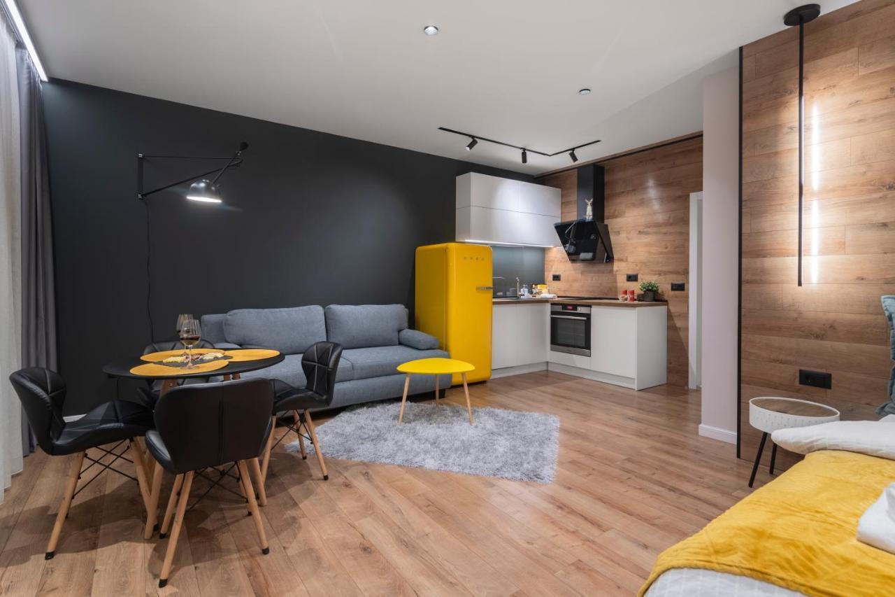 Enjoy Studio Варна Экстерьер фото